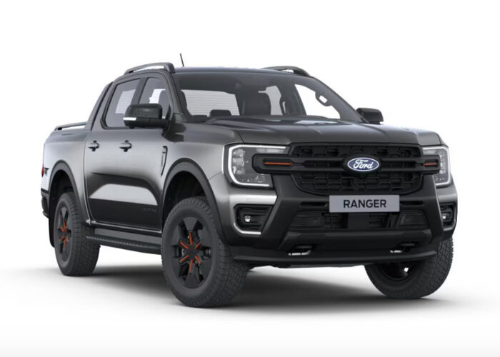 Ford Ranger gri, fotografie de concept